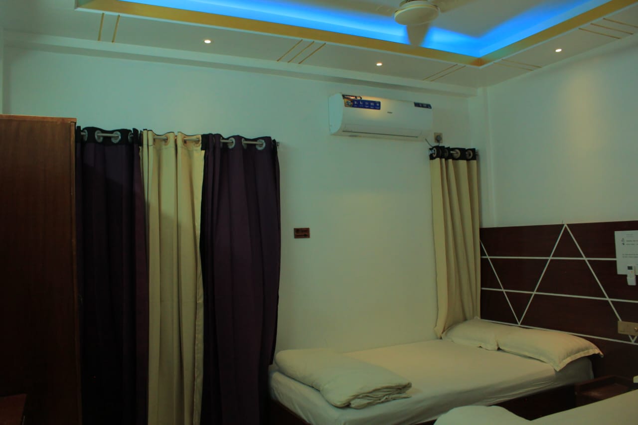 room_09042025_67f61350b3fef.jpg
