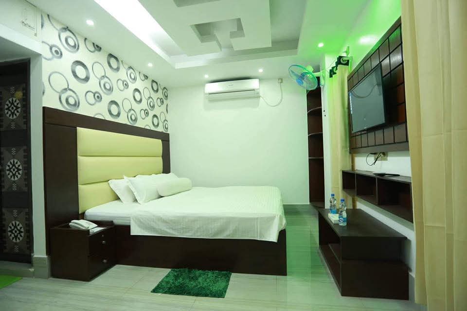room_13042025_67fb9a3d8f618.jpg